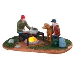 Lemax Village Collection Fish Fry With Dad, B/O #04729