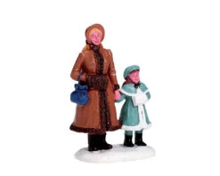 Lemax Village Collection A Day In Town Figurine #72518