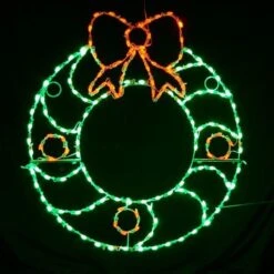 LED C7 WREATH W/ BERRIES #LED-C7WRB200