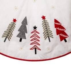 Kurt Adler 50-Inch Ivory, Green And Red Tree Embroidered Tree Skirt -Kurt Adler Shop ts0254 02 68b4791d cfac 4f7c 9e20 86ab176e82e7